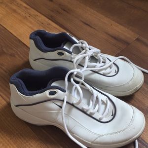 Nike Golf size 8
